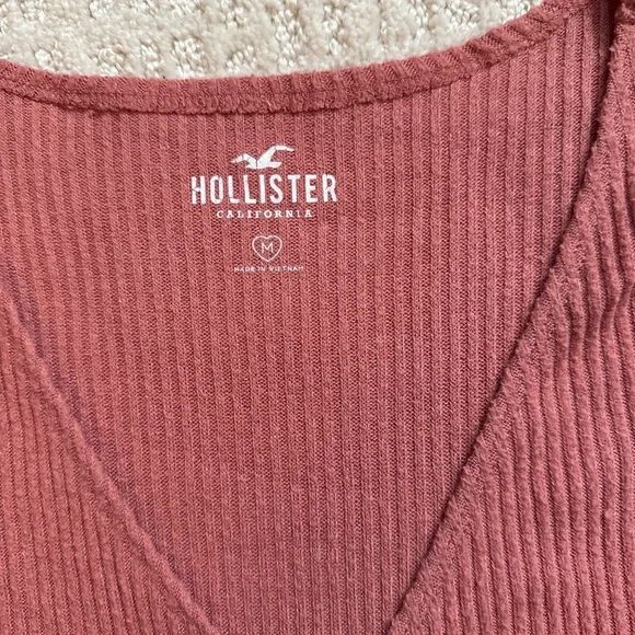 Hollister Women's Ribbed Mauve Blouse - Picture 2 of 2